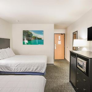 2 Queen Beds Non-Smoking