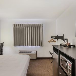 1 Queen Bed Accessible Non-Smoking
